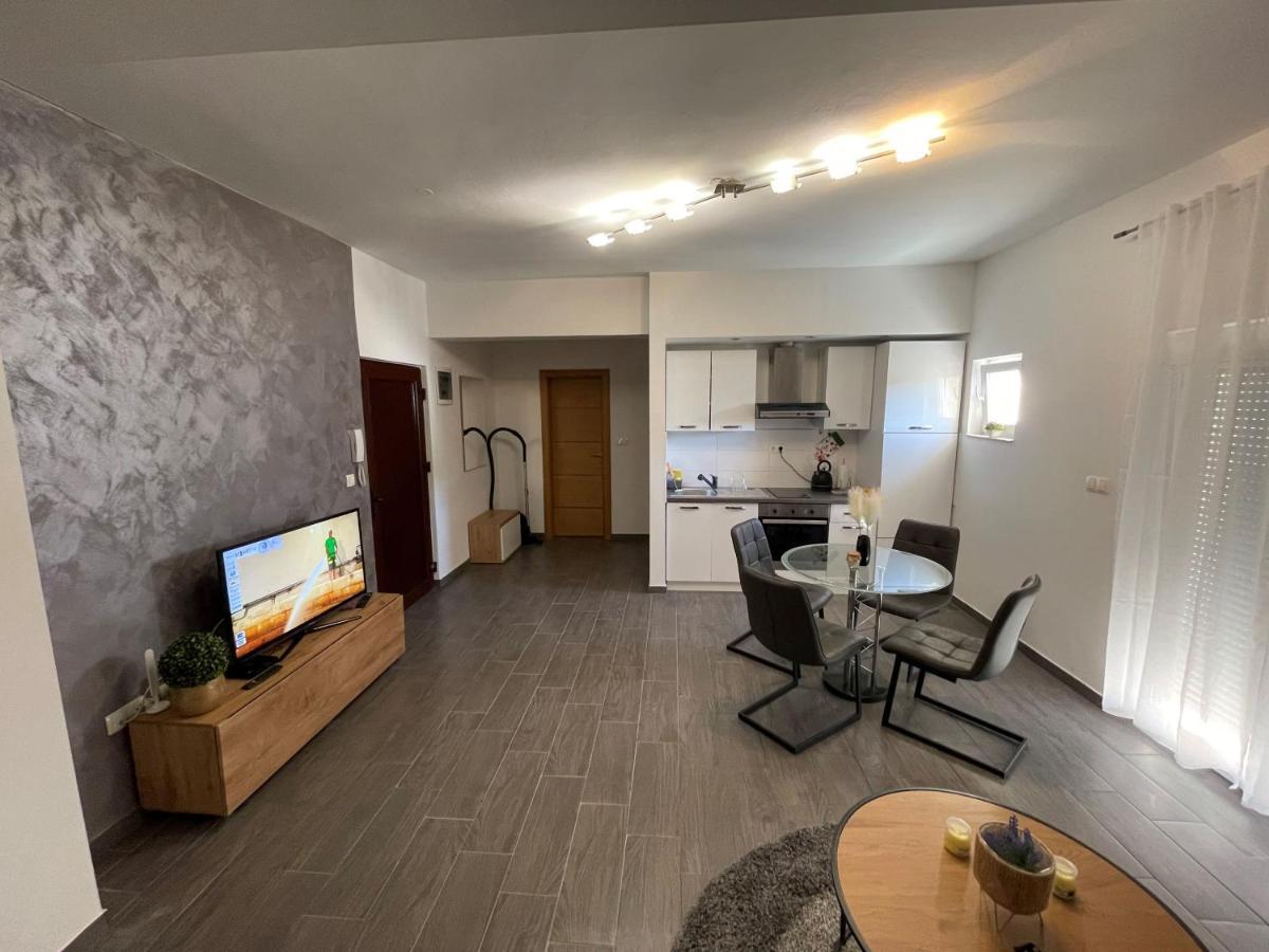 Apartmán Maris Gospić Exteriér fotografie